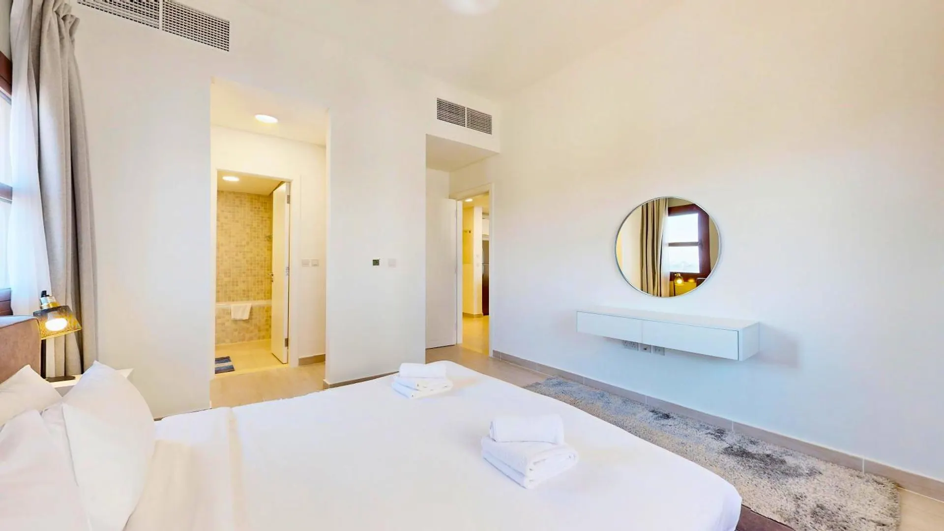 Plush City Gateway - Fully Furnished - 1Br In Jge Dubai United Arab Emirates